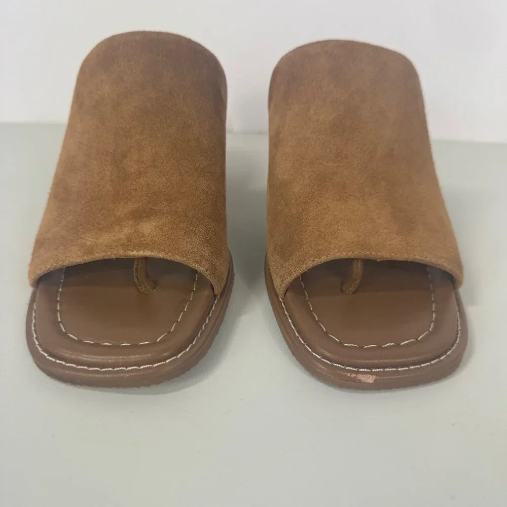 Donald Pliner Jaylyn Sandals Tan Open Toe Sz 7.5 Thong Suede Heels Slip On - Picture 11 of 11